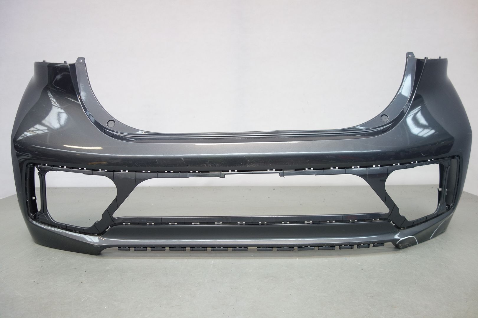 GENUINE HYUNDAI IONIQ 2017onwards Hatchback REAR BUMPER p/n 86611